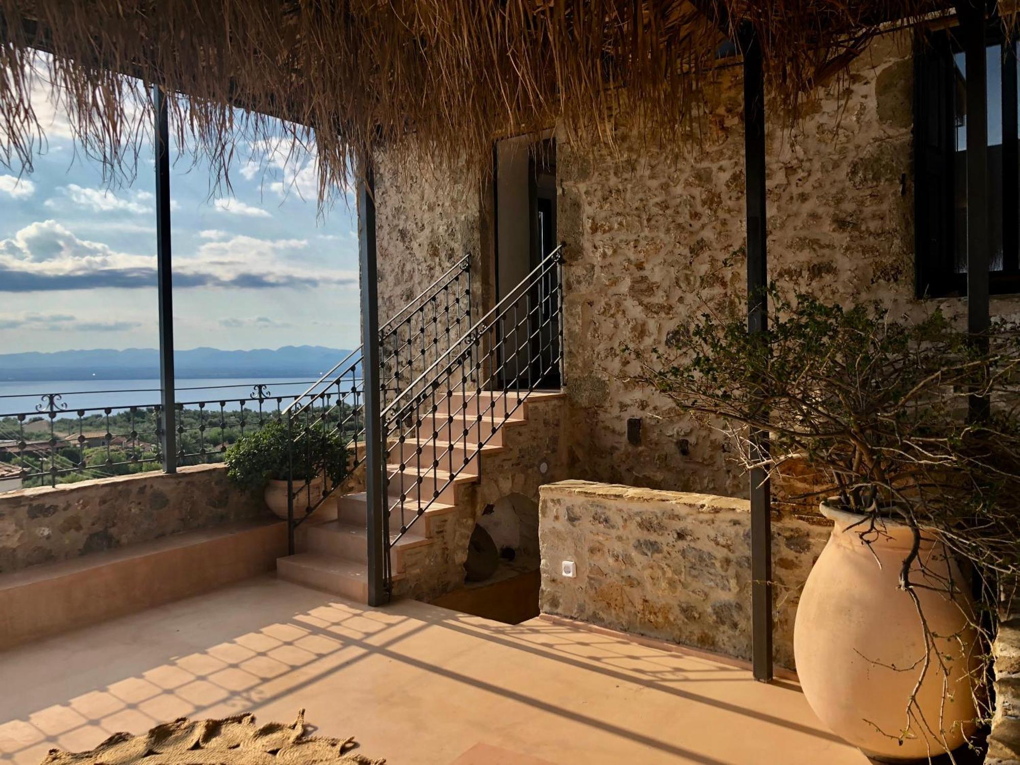 Villa Vager Mani Hotel Каламата Екстериор снимка