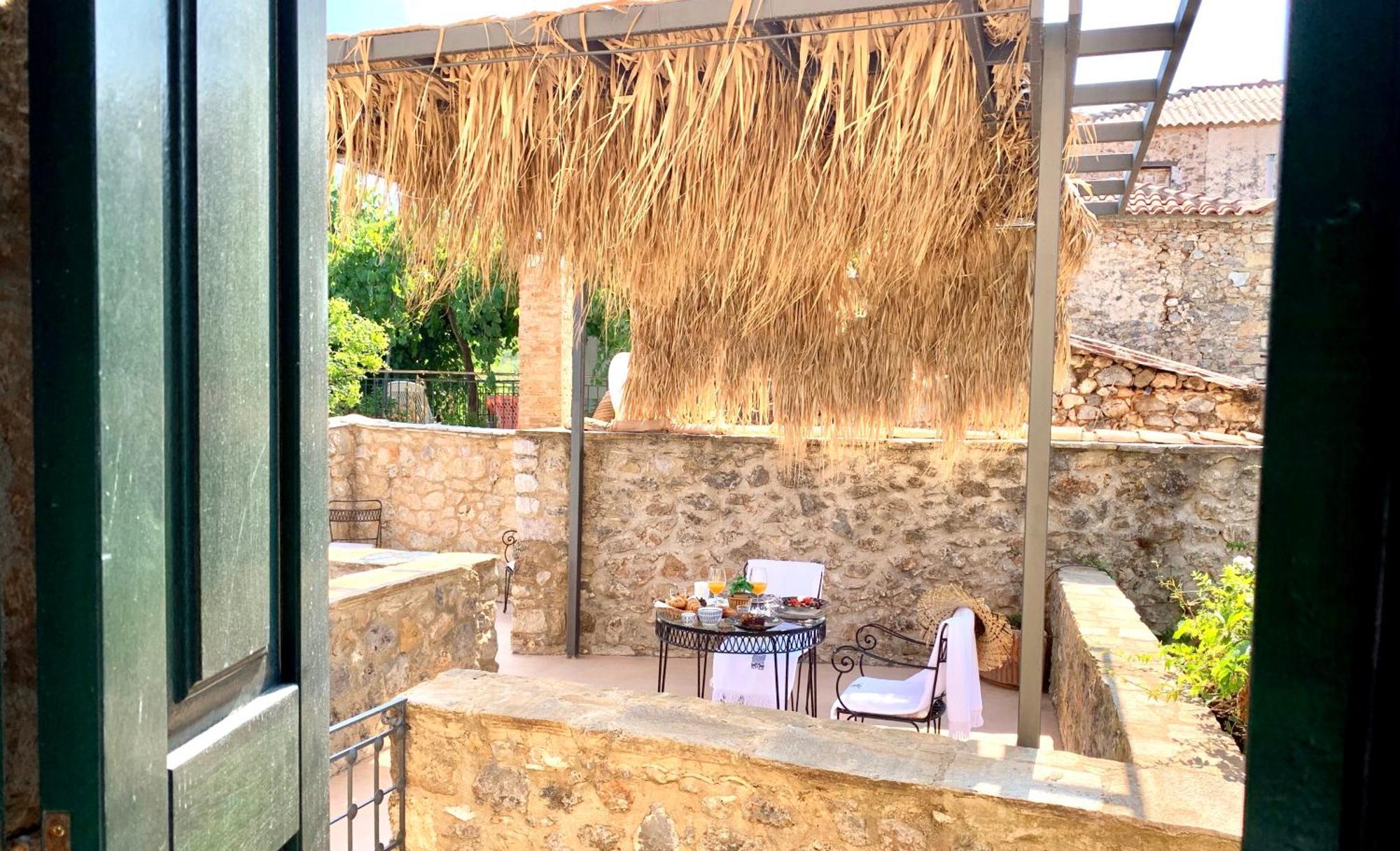 Villa Vager Mani Hotel Каламата Екстериор снимка