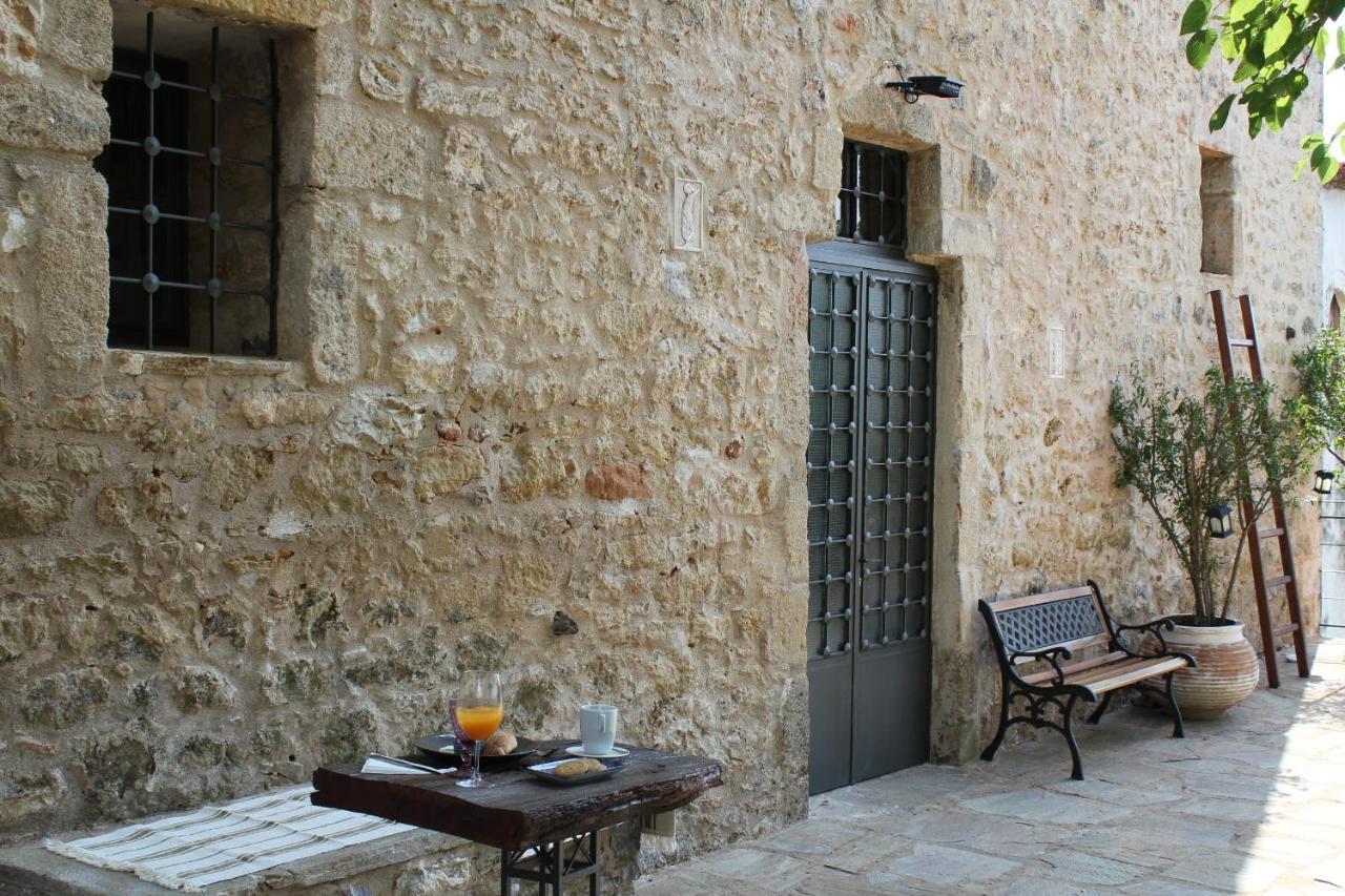 Villa Vager Mani Hotel Каламата Екстериор снимка